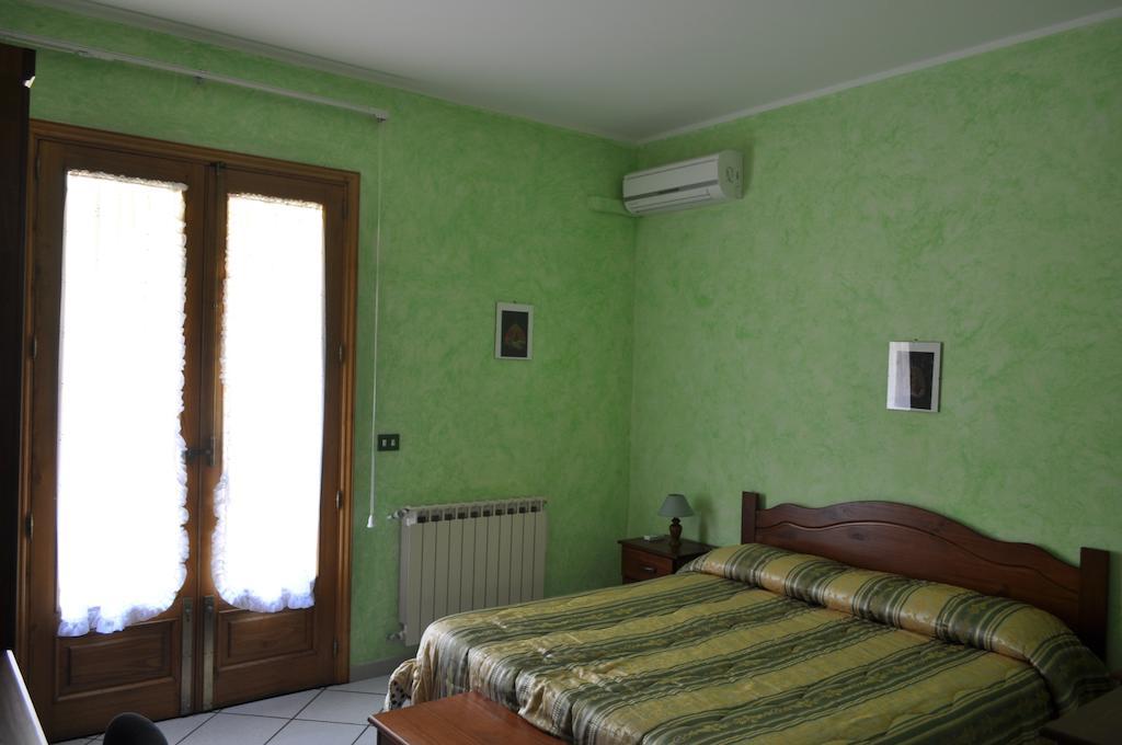 B&B Villa Dagala Santa Venerina Phòng bức ảnh