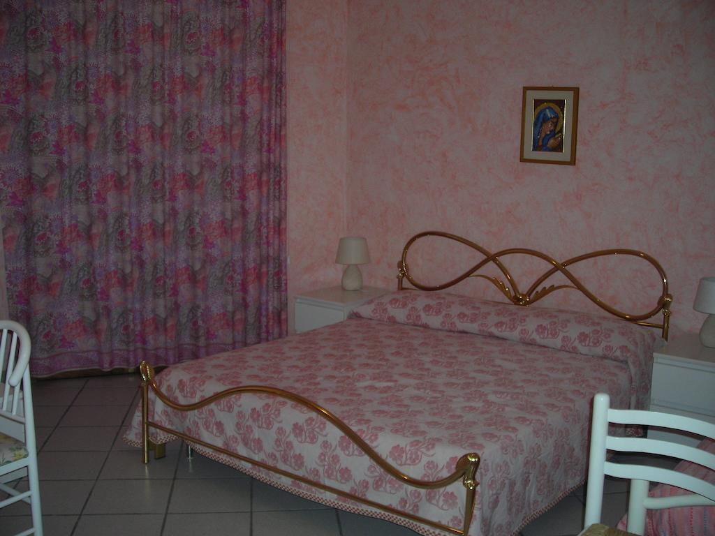 B&B Villa Dagala Santa Venerina Phòng bức ảnh